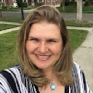 Meet your Posher, Julie